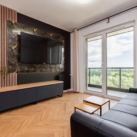 Nova Letnica #152 By Bookinghost グダニスク